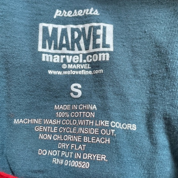 MARVEL Captain America Mens Small Polo Shirt We Love Fine Short Sleeve Blue Red - Picture 7 of 7